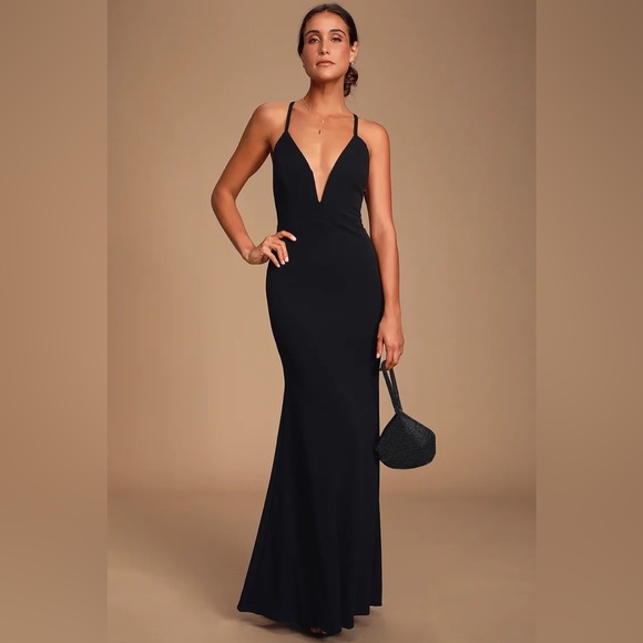 Lulus Dresses & Skirts - NWT Lulu’s Amelia Black Sleeveless Maxi Dress